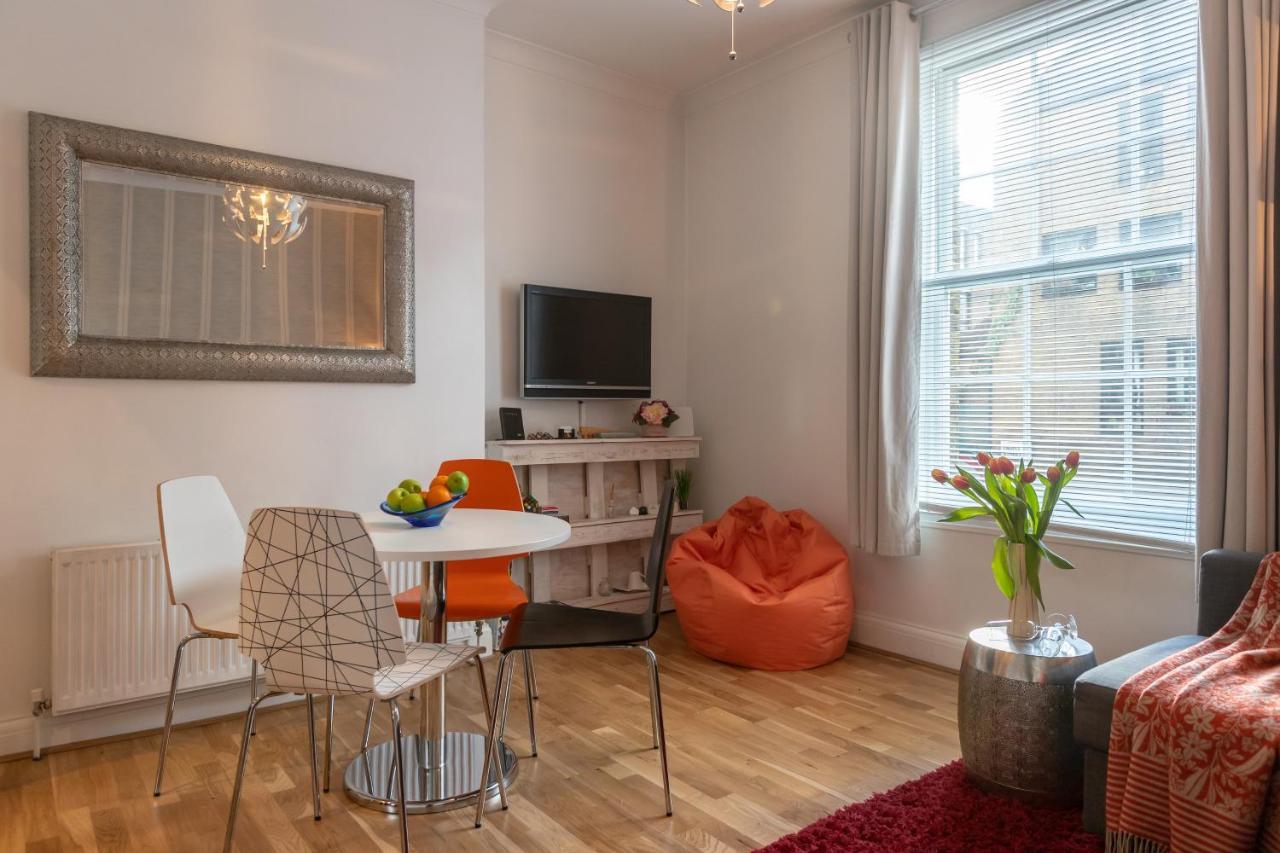 The Wanderlust - 1 Bedroom Apartment L Sleeps 4 With Sofa Bed L Prime Location Plus Free Wifi L Perfect For Business & Leisure Travelers L 15Percent Off Weekly & 20Percent Off Monthly Stays! London Bagian luar foto